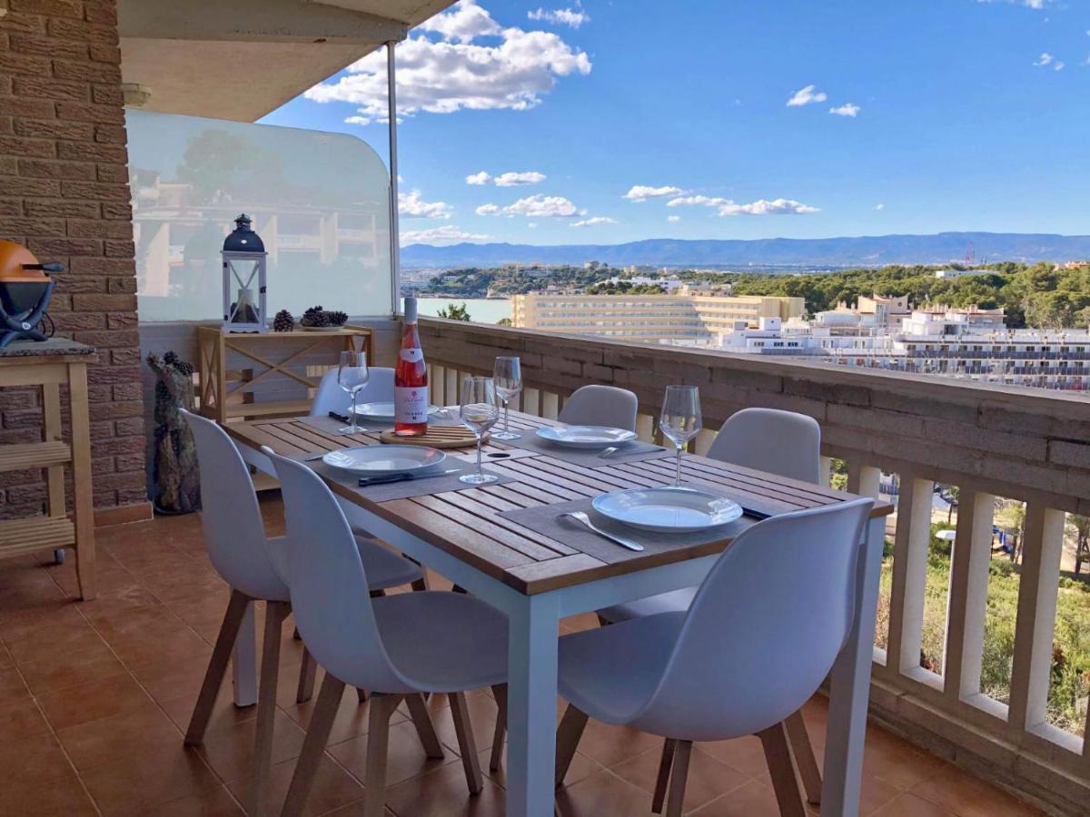 Апартаменты Excellent Sea View, Free Parking, Wifi Салоу Экстерьер фото