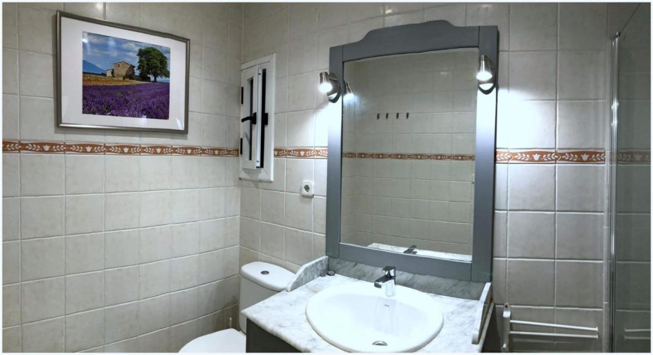 Апартаменты Excellent Sea View, Free Parking, Wifi Салоу Экстерьер фото